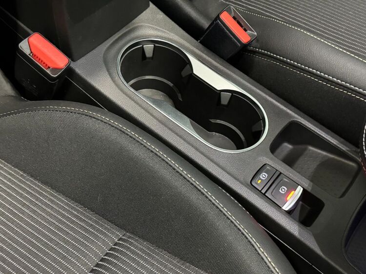 Renault Captur E-TECH ENGINEERED foto 48