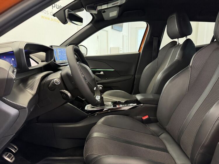 Peugeot 2008 GT LINE foto 14