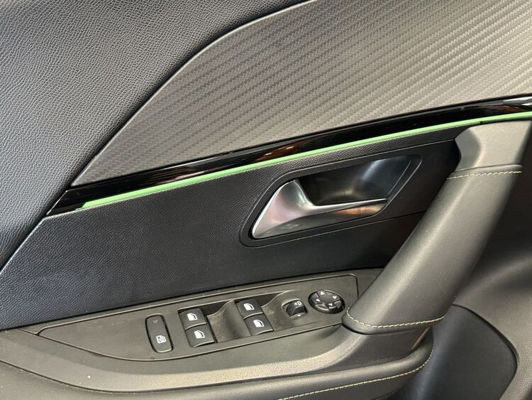 Peugeot 2008 GT LINE foto 15