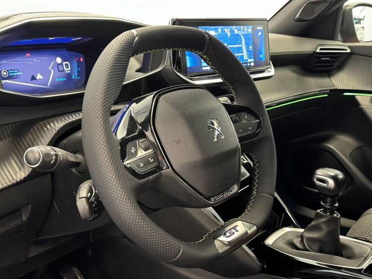 Peugeot 2008 GT LINE foto 19