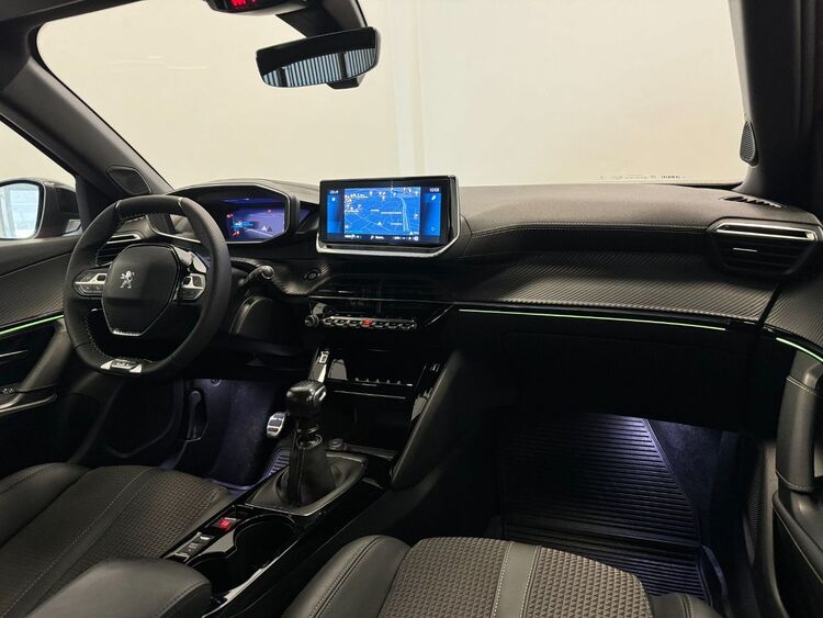 Peugeot 2008 GT LINE foto 11