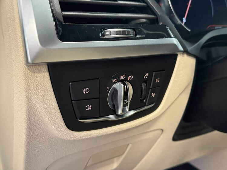 BMW X4 M30i foto 20