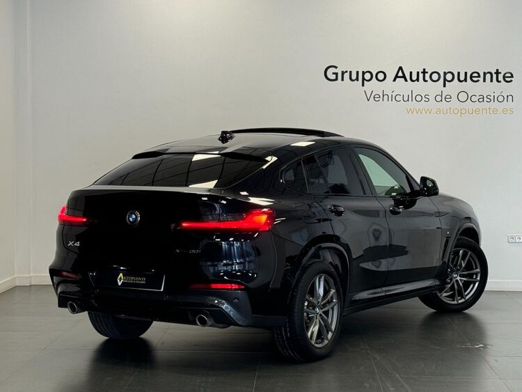 BMW X4 M30i foto 4