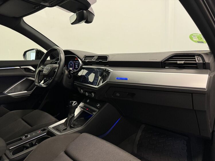 Audi Q3 Sportback BLACK LINE foto 13