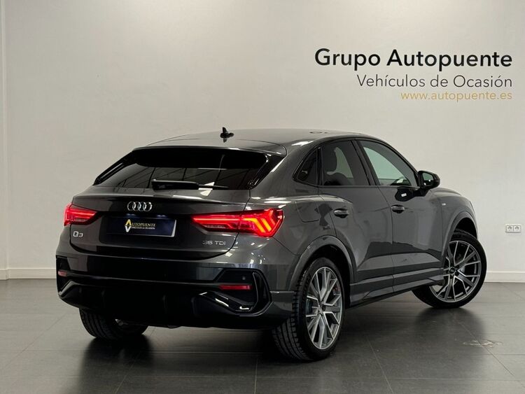 Audi Q3 Sportback BLACK LINE foto 4