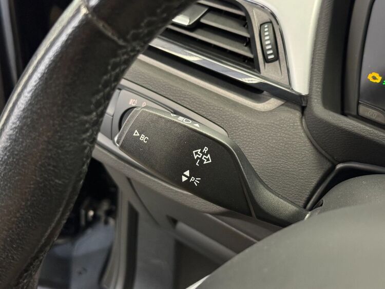 BMW X1 SDRIVE 16D foto 22