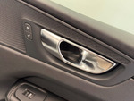 Volvo XC60 MOMENTUM AUTO miniatura 28