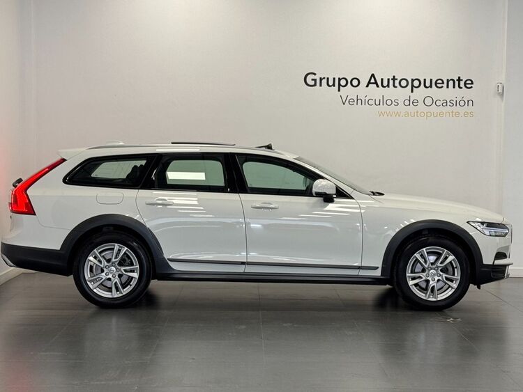 Volvo V90 CROSS COUNTRY foto 3