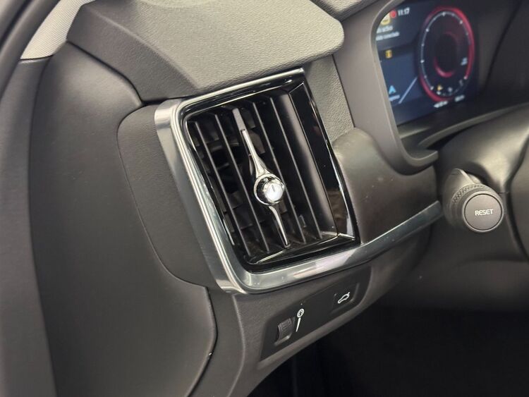 Volvo V90 CROSS COUNTRY foto 17
