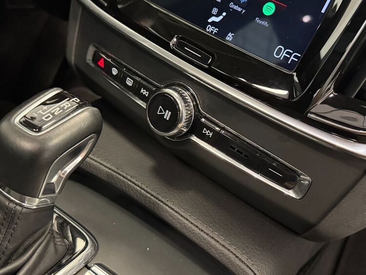 Volvo V90 CROSS COUNTRY foto 31