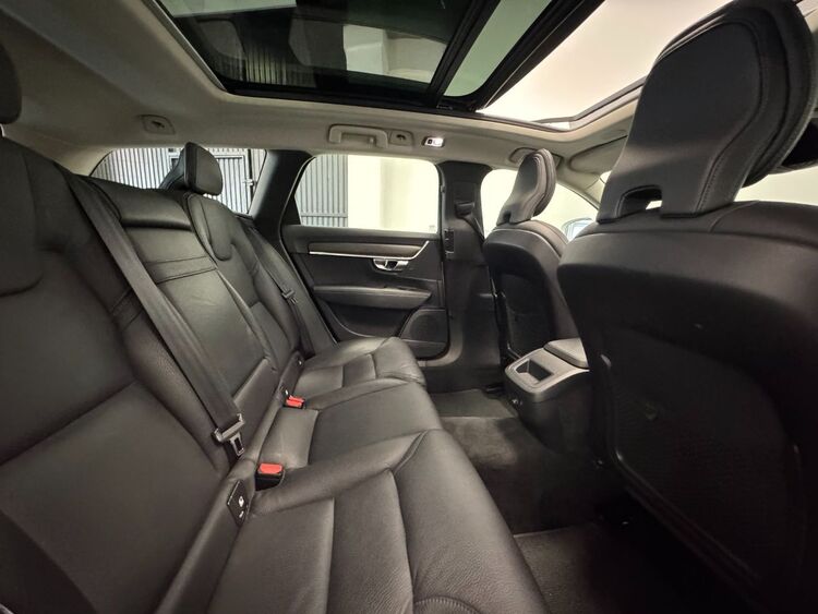 Volvo V90 CROSS COUNTRY foto 35