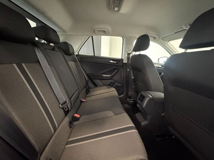 Volkswagen T-Roc ADVANCE foto 38