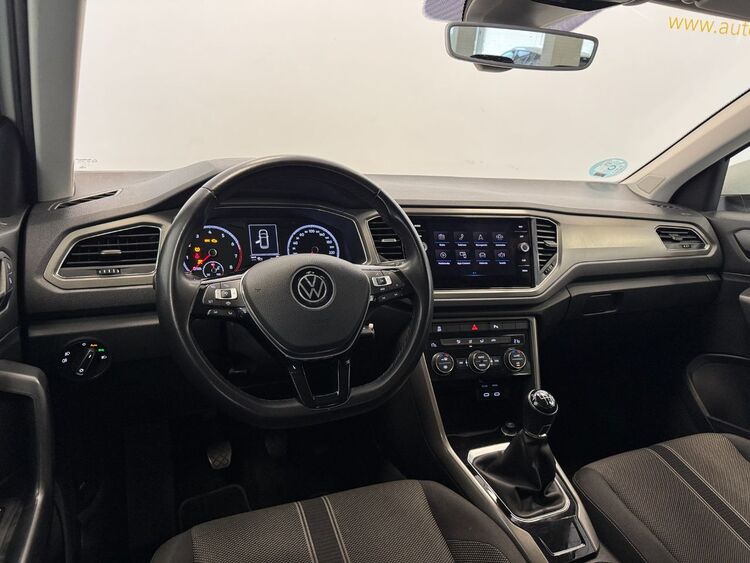 Volkswagen T-Roc ADVANCE foto 9