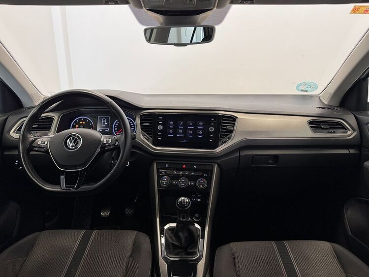 Volkswagen T-Roc ADVANCE foto 10