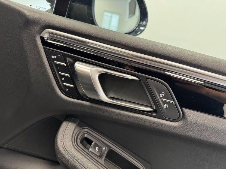 Porsche Macan S foto 32