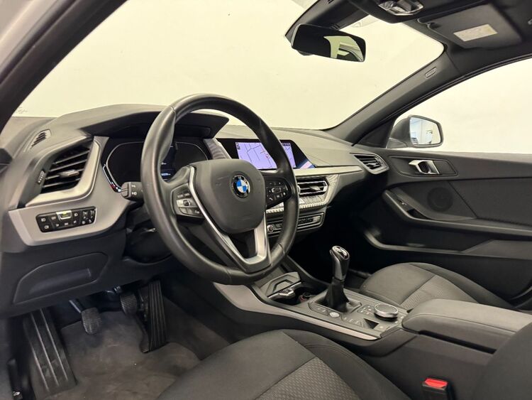 BMW Serie 1 118D foto 12