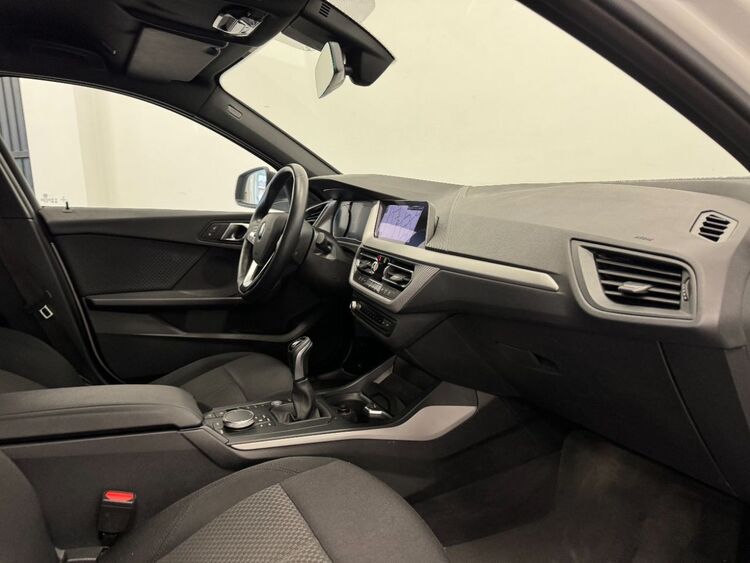 BMW Serie 1 118D foto 28