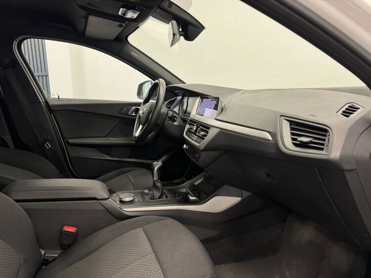 BMW Serie 1 118D foto 29