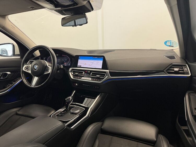 BMW Serie 3 320D foto 12