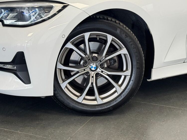 BMW Serie 3 320D foto 44