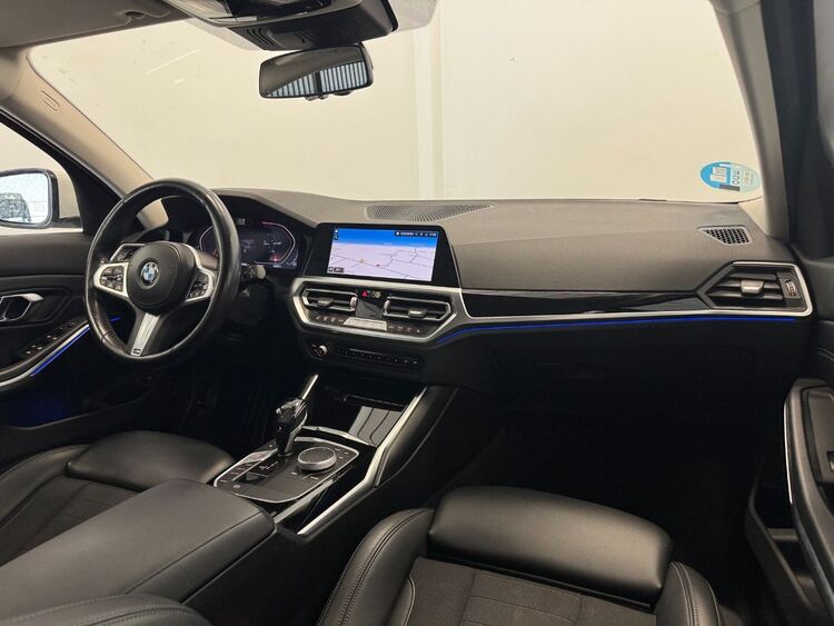 BMW Serie 3 320D foto 11