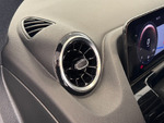 Mercedes GLA AMG miniatura 18