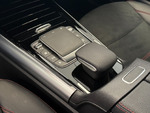 Mercedes GLA AMG miniatura 27