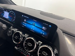 Mercedes GLA AMG miniatura 36