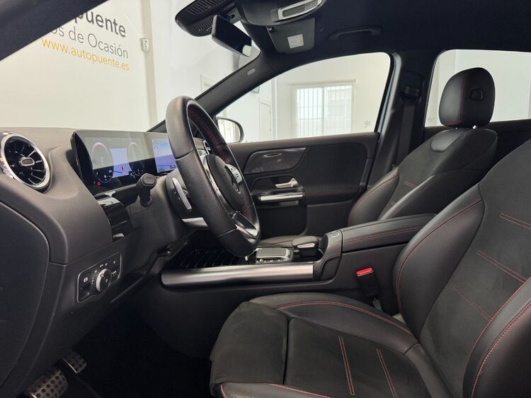 Mercedes GLA AMG foto 15