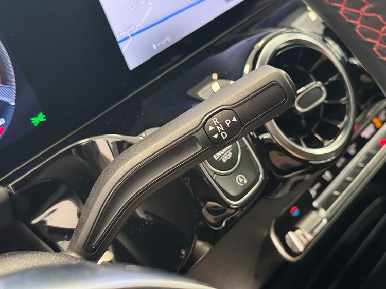 Mercedes GLA AMG foto 22