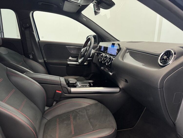 Mercedes GLA AMG foto 31
