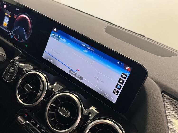 Mercedes GLA AMG foto 33
