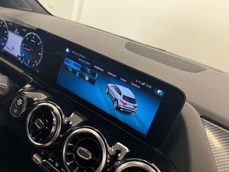 Mercedes GLA AMG foto 37