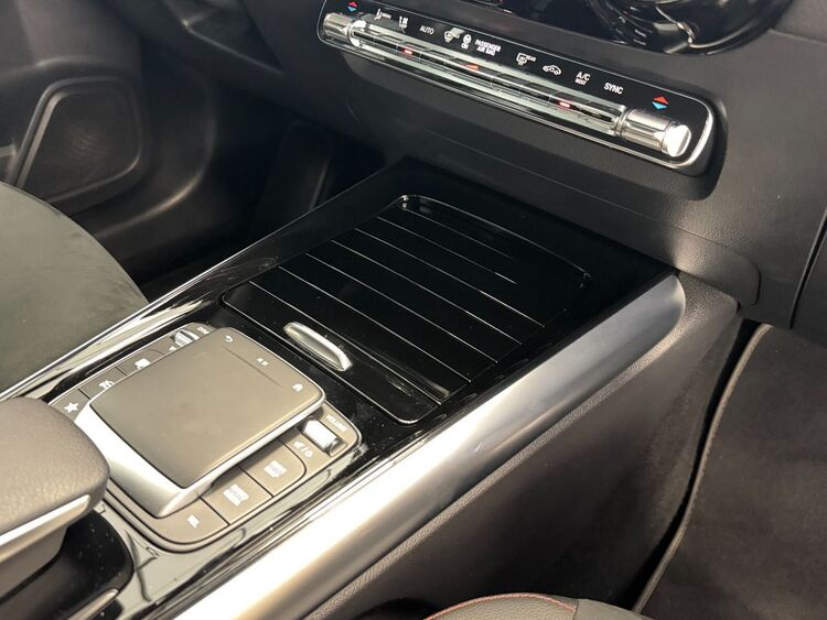 Mercedes GLA AMG foto 40