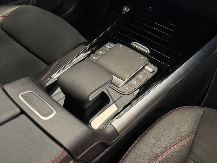 Mercedes GLA AMG foto 41