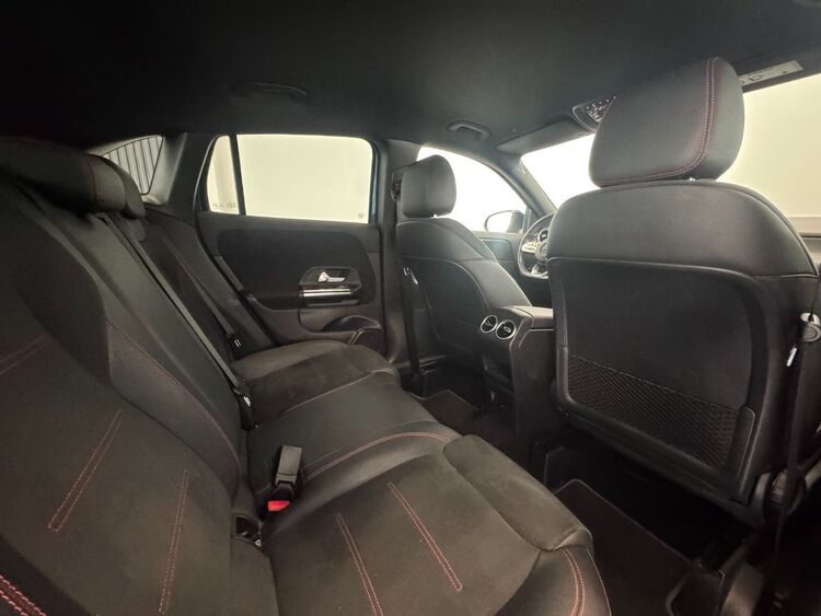 Mercedes GLA AMG foto 43
