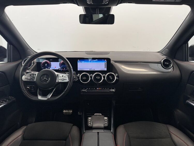 Mercedes GLA AMG foto 10