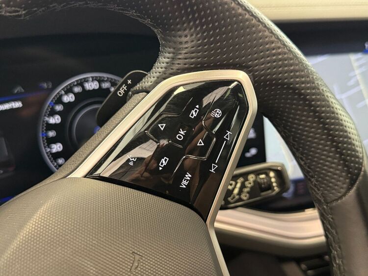 Volkswagen Touareg R LINE foto 28