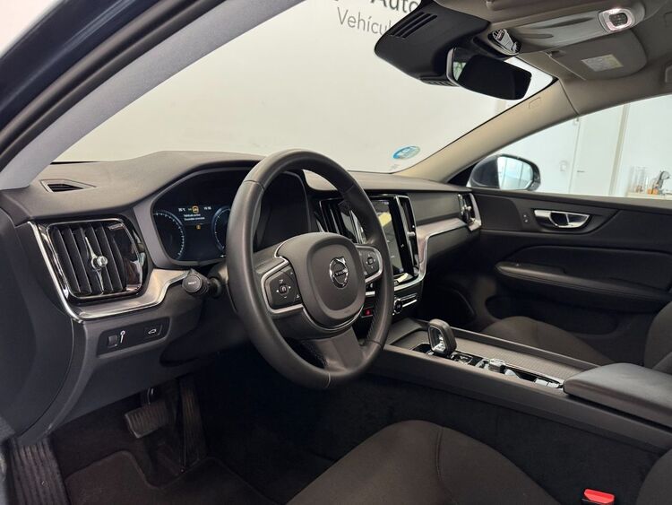 Volvo V60 MOMENTUM AUTO foto 14