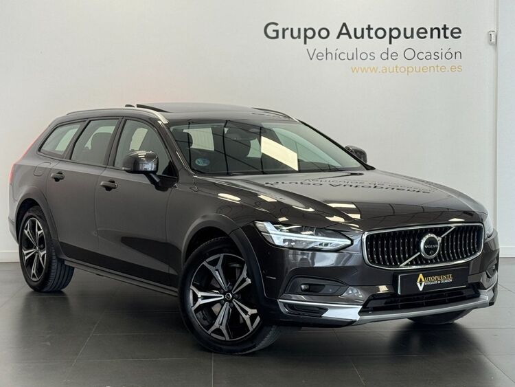 Volvo V90 CROSS COUNTRY foto 2