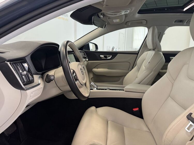 Volvo V60 INSCRIPTION AUTO foto 15