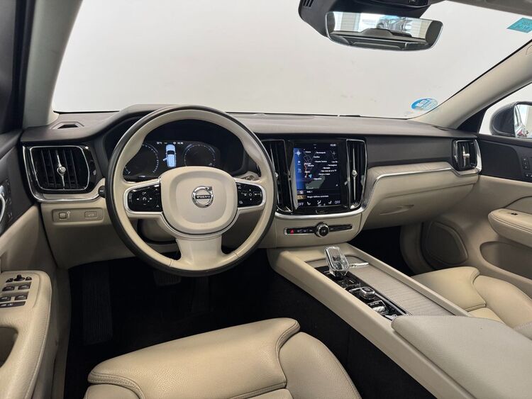 Volvo V60 INSCRIPTION AUTO foto 9