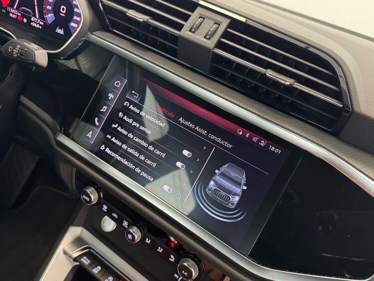 Audi Q3 S LINE SPORTBACK foto 36