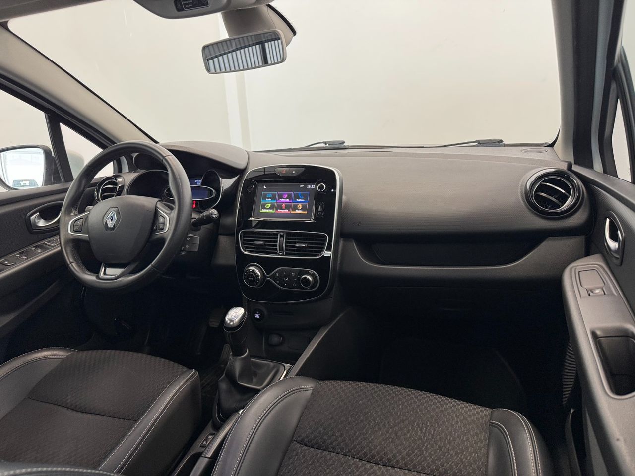 Renault Clio ZEN foto 9