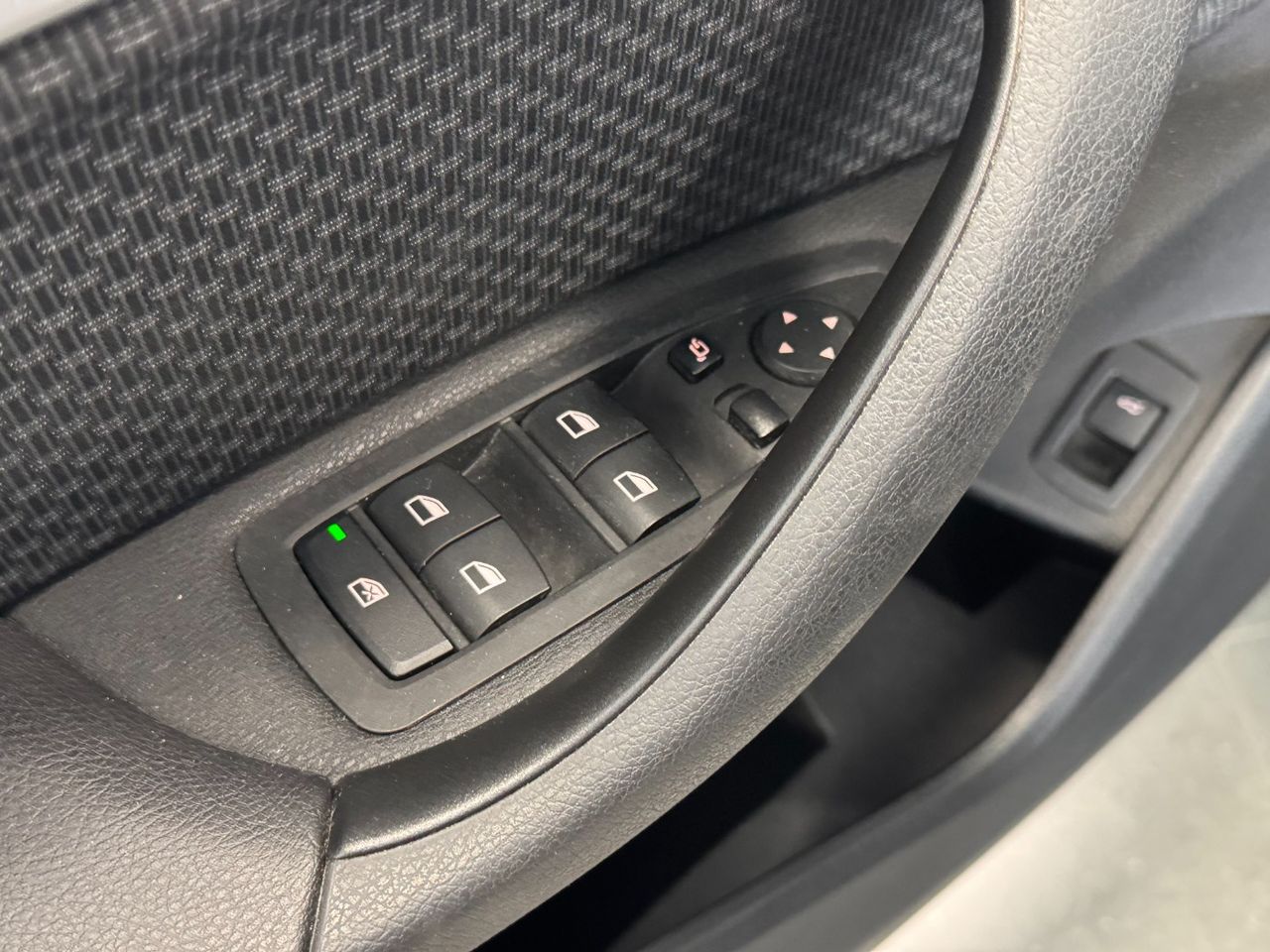 BMW X1 SDRIVE 18D foto 15