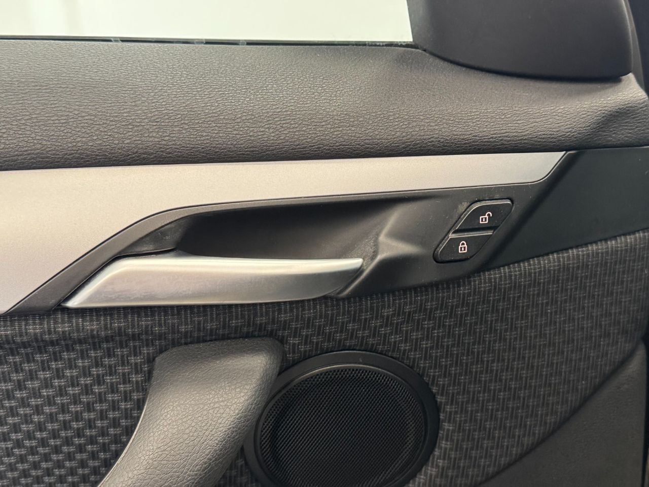BMW X1 SDRIVE 18D foto 16