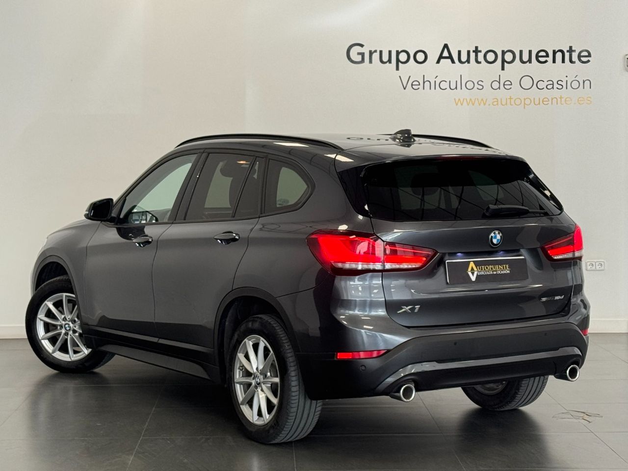 BMW X1 SDRIVE 18D foto 4