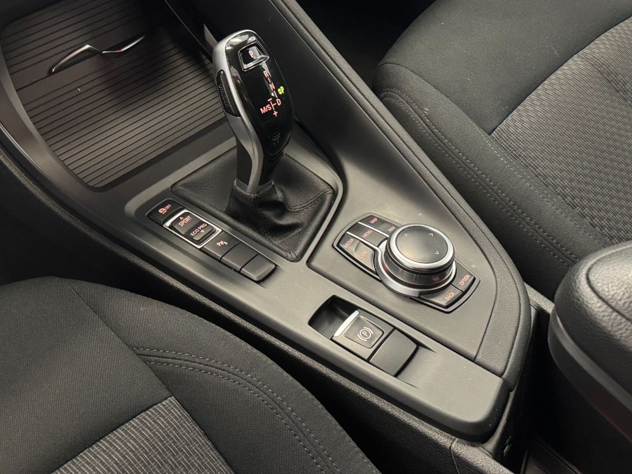 BMW X1 SDRIVE 18D foto 25