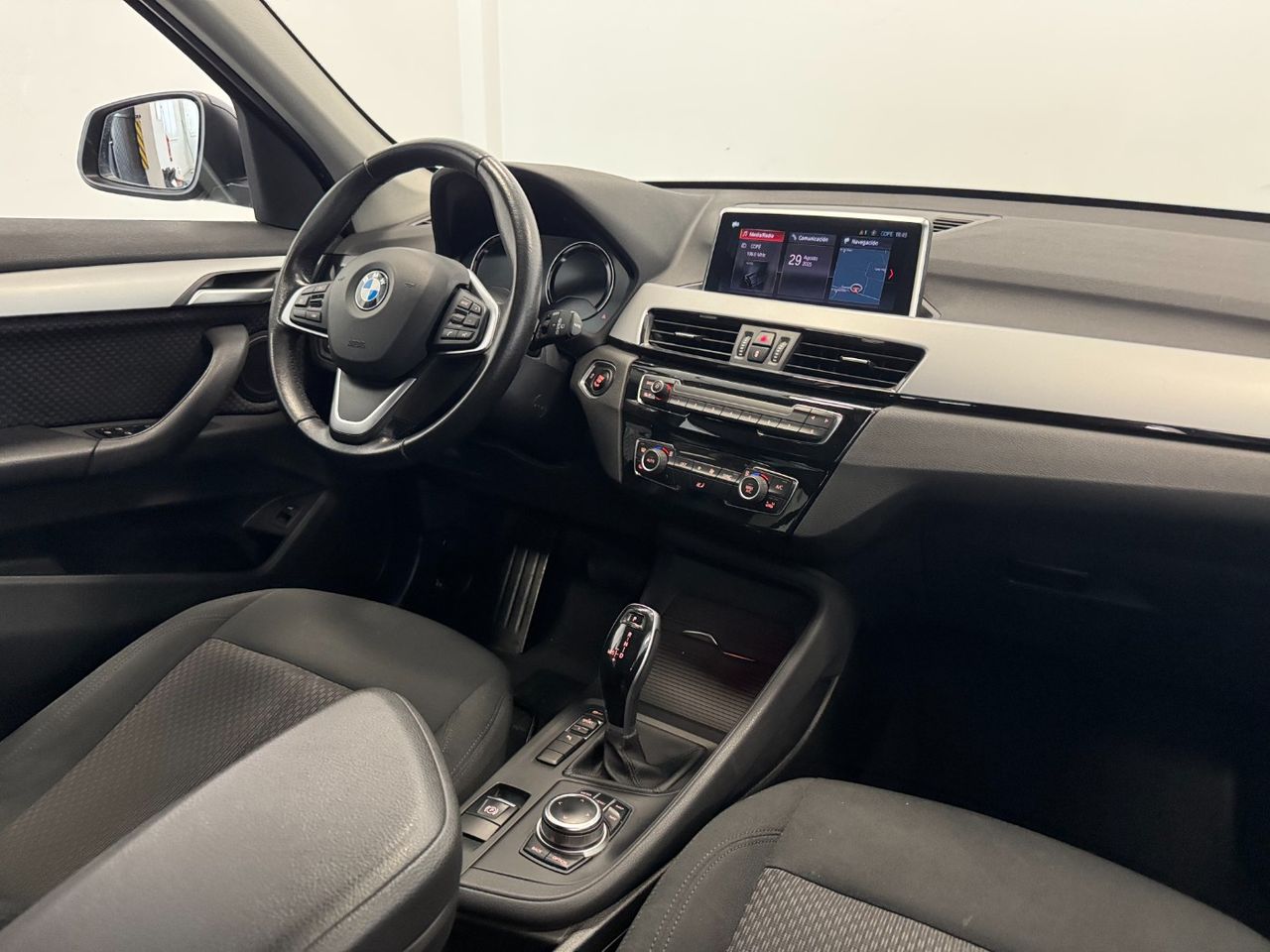 BMW X1 SDRIVE 18D foto 11