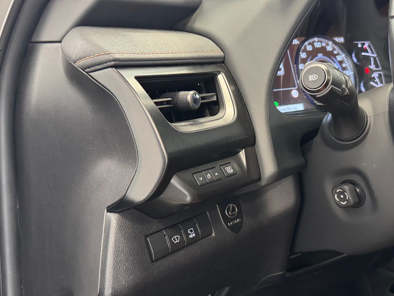 Lexus UX LUXURY foto 18